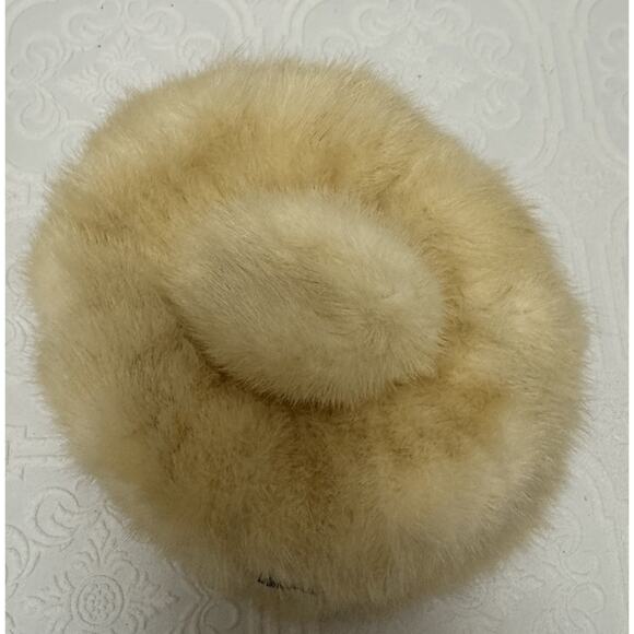 Vintage IRENE OF NEW YORK Mink Pillbox Hat Cream Ball W/ Added Vntg Shoe Charm - Picture 1 of 5